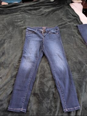 NWOT Women’s Dark Blue Jeggings